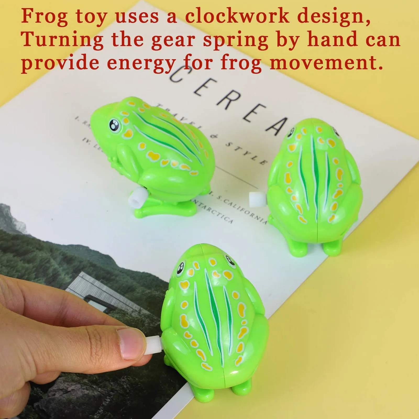

Clockwork Toy Prank Green Frogs Kawaii Cartoon Spring Toy Cute Jumping Classic Spring Gift 1pc Clockwork Driven Jump Movement