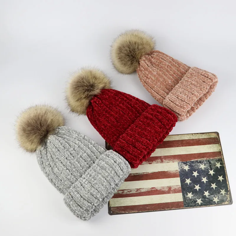Новинка зимние теплые шапки с пышной опушкой из искусственного меха Pom pom трикотажные Шапки шапки бини шапки Для женщин Кабельное вязаные Skullies с ботиночки с помпончиками завитые без полей для мужчин