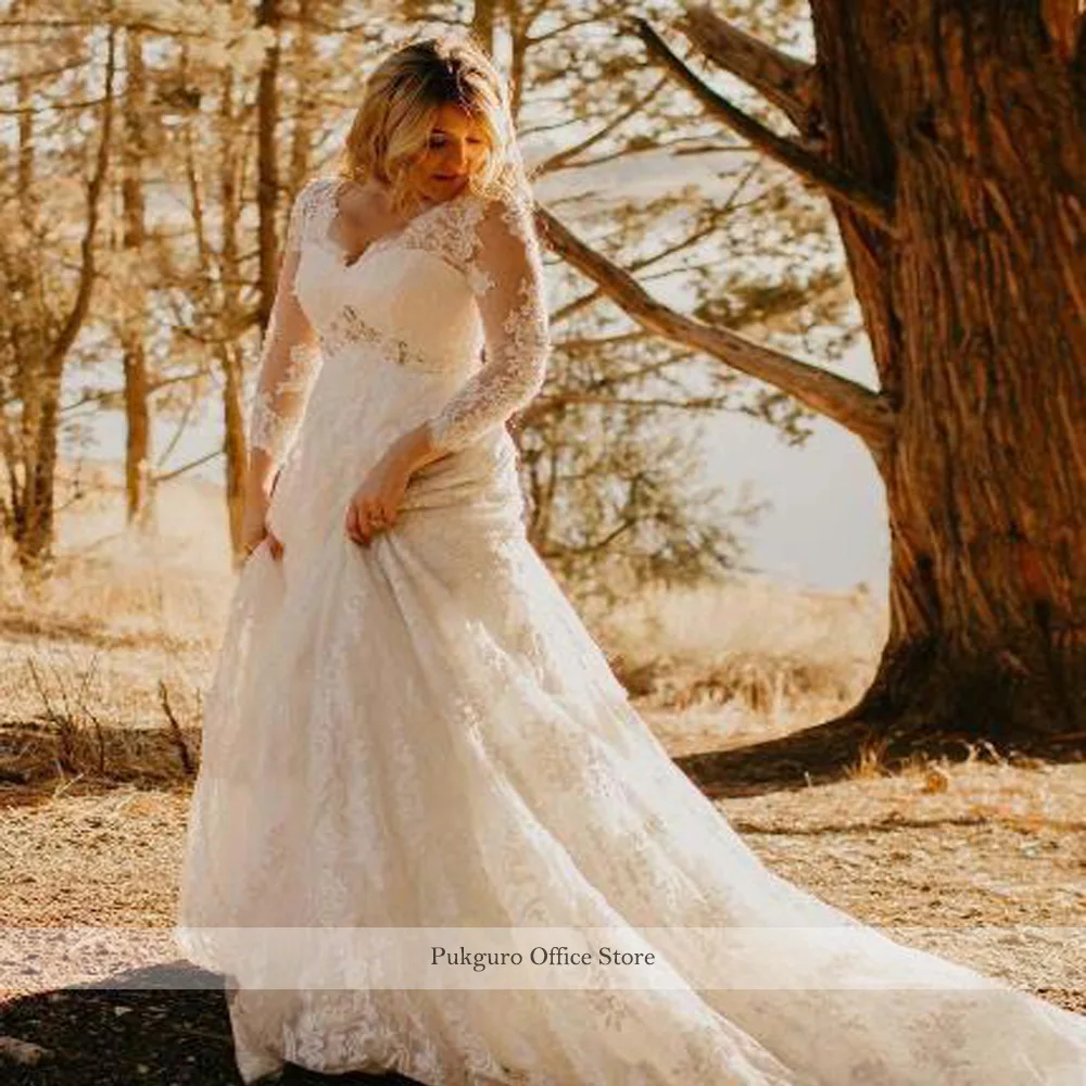 

Plus Size Lace Country Wedding Dresses 2021 New Court Train Beaded V-Neck 3/4 Long Sleeves A-Line Bridal Gowns Vestido De Novia