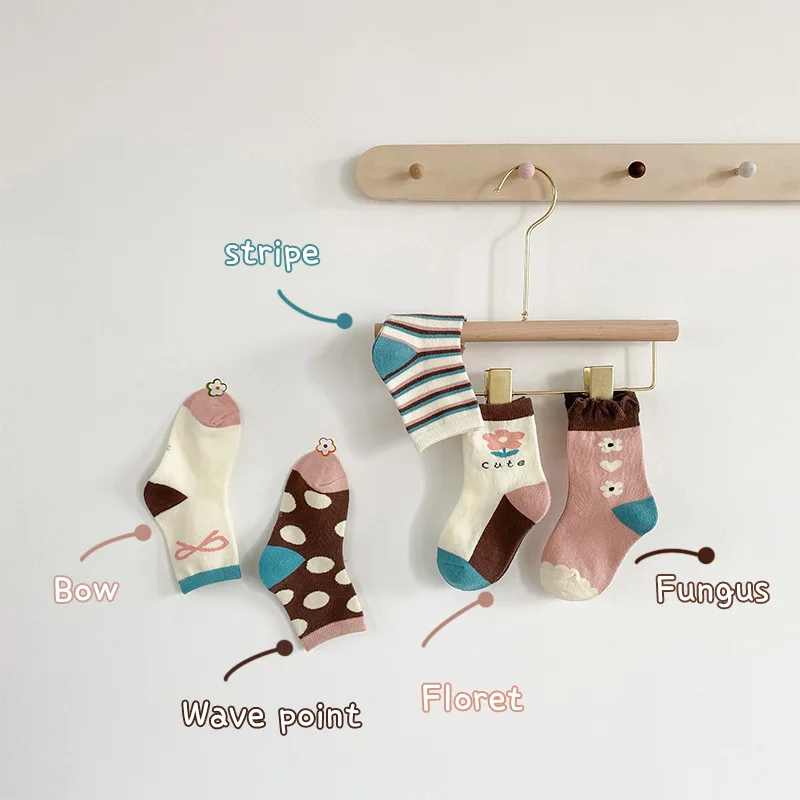 

Kids Socks New Spring and Autumn Thin Cross-bar Big Wave Point Lace Girl Socks Comb Cotton Cartoon Cute Orean Baby Socks 4 Pairs