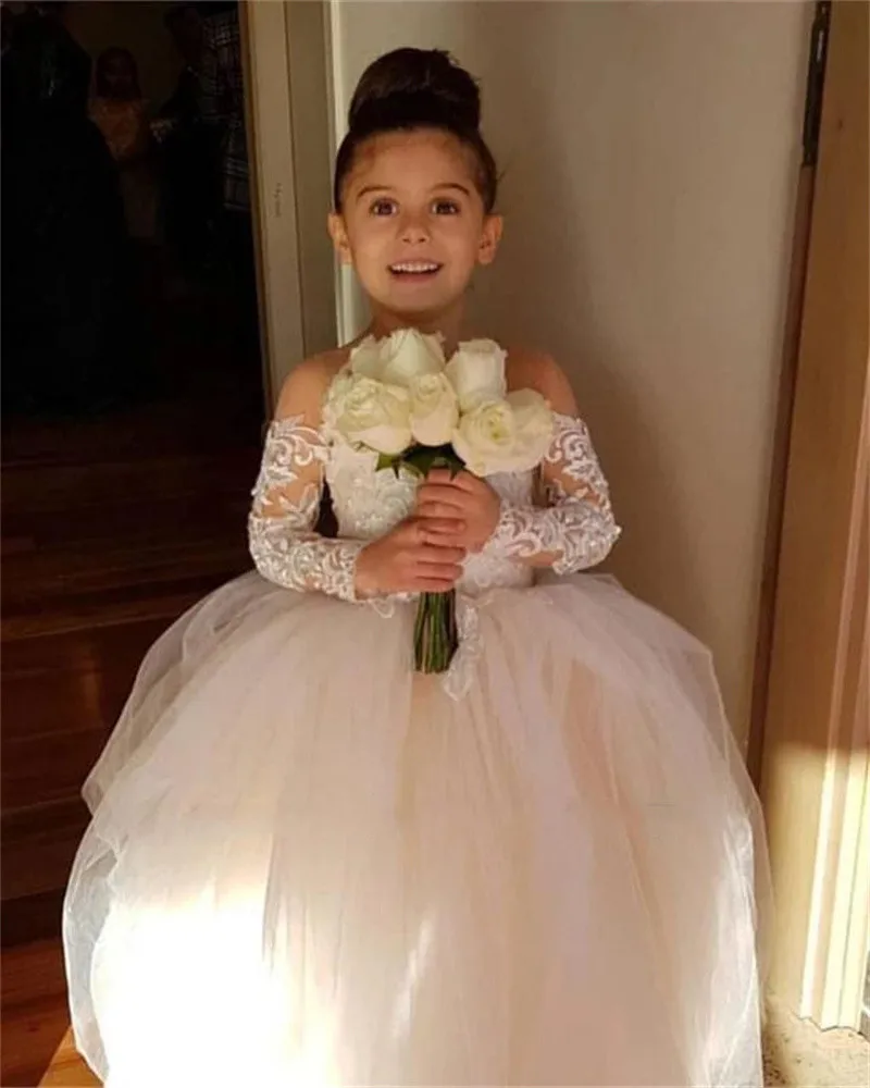 

Cute Ball Gown Bow Back Flower Girl Dresses For Weddings Appliques Long Sleeves Princess Tulle Girl's Ceremonial Dress Vestido