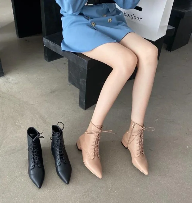 

Autumn and winter 2020 new zipper women's shoes thin boots pointed lace up thick heel British boots short boots