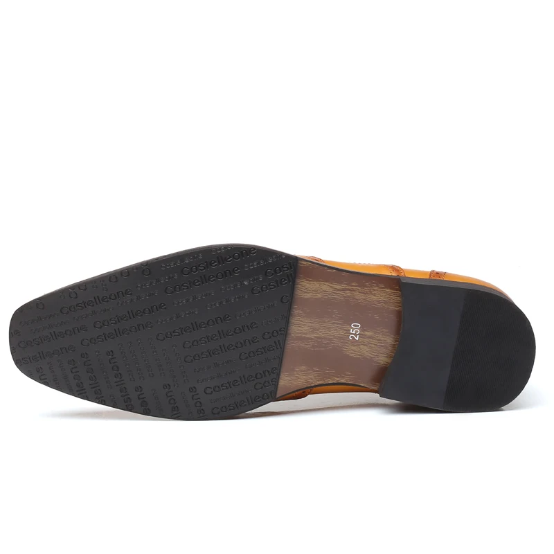 Классическая обувь с перфорацией типа броги в британском стиле домашняя