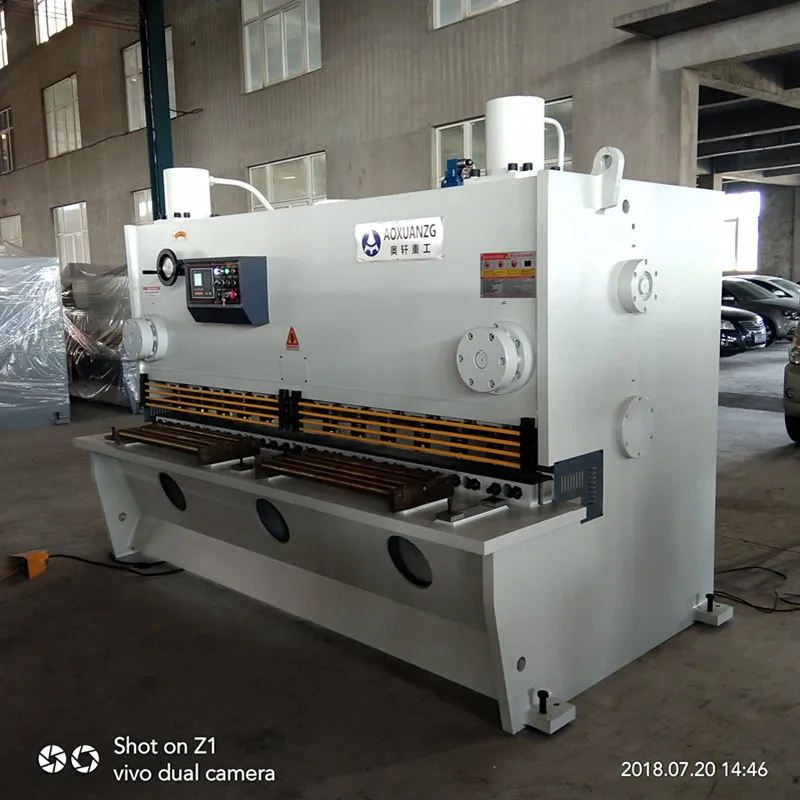 QC11k-6X2500 гильотина Тип гильотинные ножницы для резки листового металла |