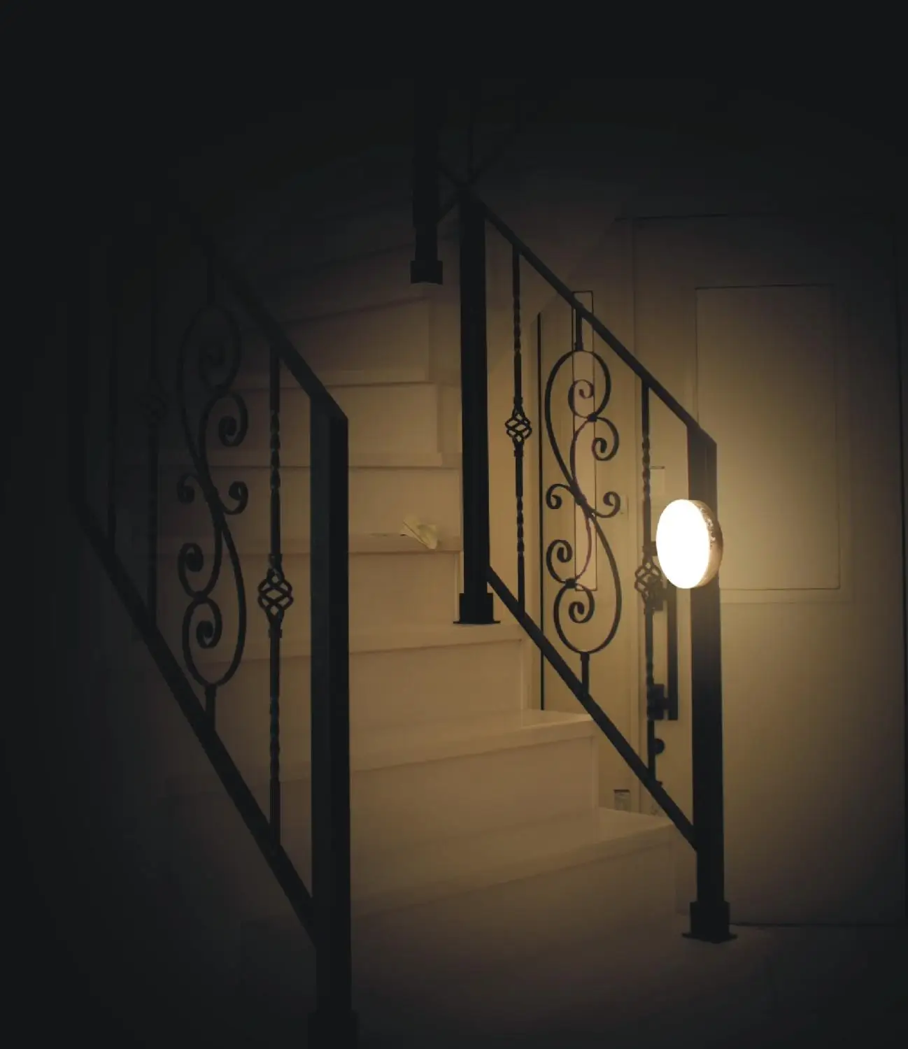 

Usb Charging Motion Sensor Led Lamp Wireless Rechargeable Small Night Light