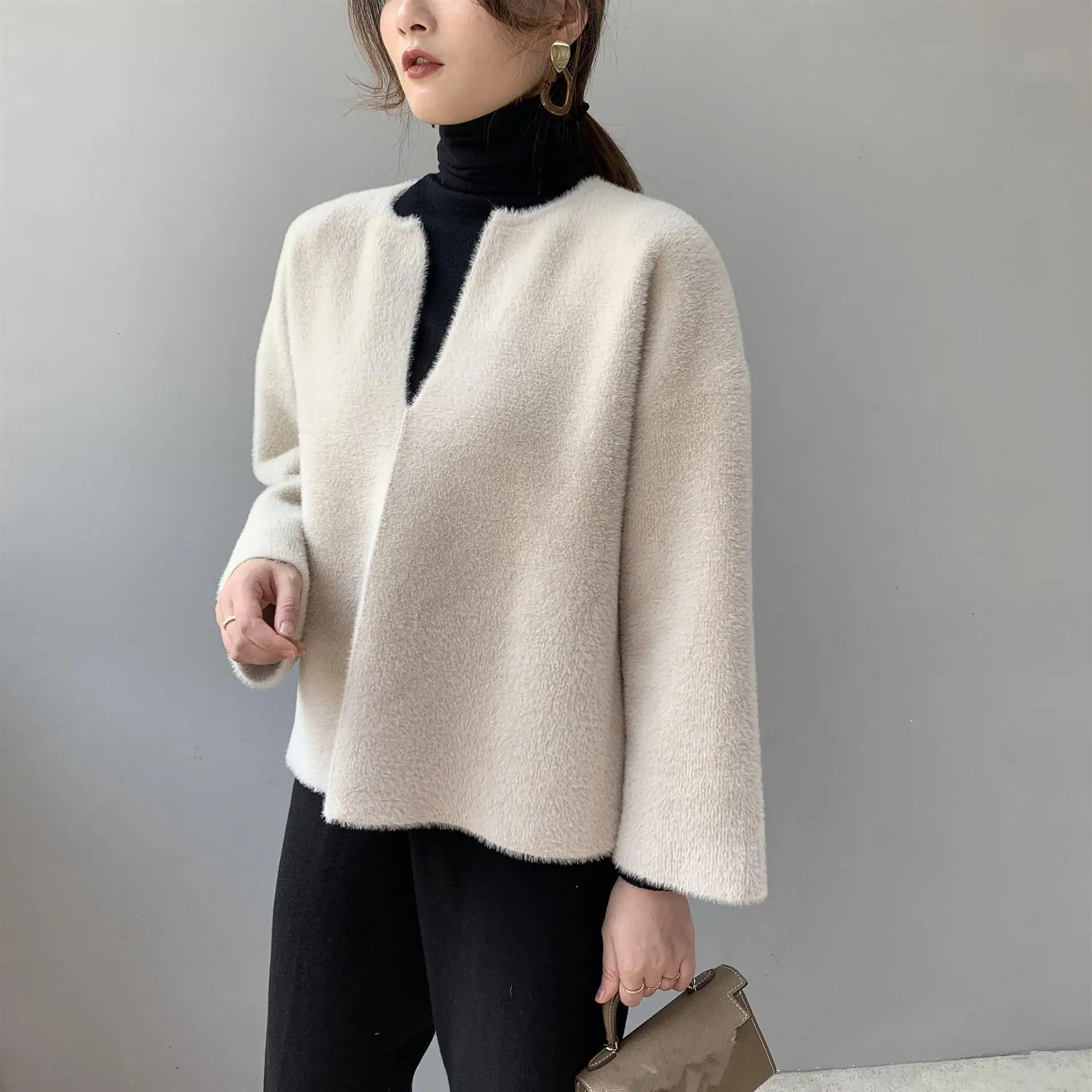 Трикотажные имитация воды бархатный свитер v-образным вырезом с длинными