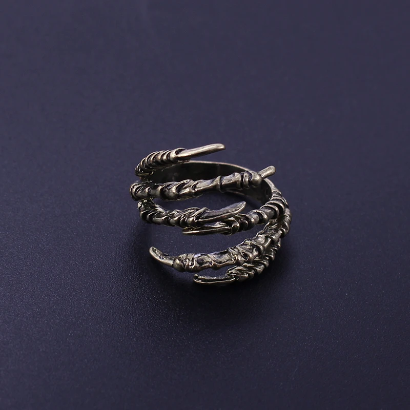 

2017 New Bronze Plated Six Claw Rings For Women And Men Gothic Cool Vintage Ring Exaggerate Fashion Jewelry Free Shipping