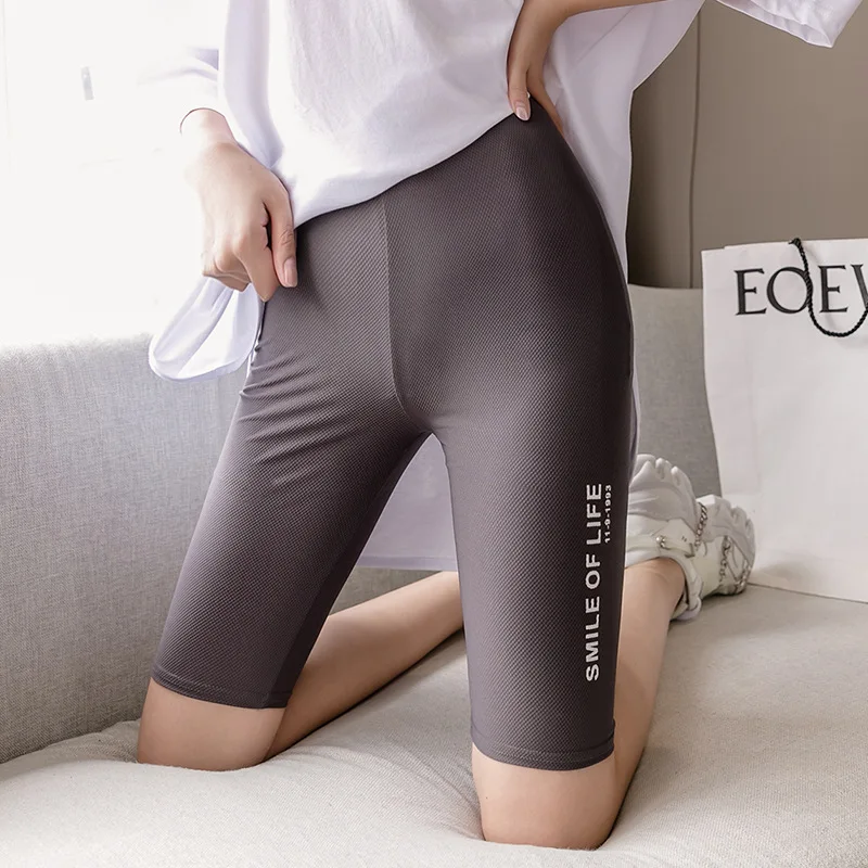 

The New Ice Silk Check Letter Large Size Tight Shorts Sports Yoga Cycling Pants Five-point Leggings Women Goth Pants