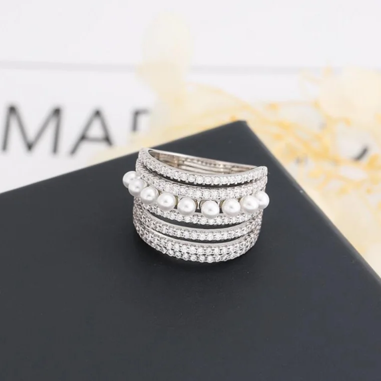 

Fashion French romance women tender gorgeous forefinger multi-rings retro rhinestone green gem white pearl classic ring