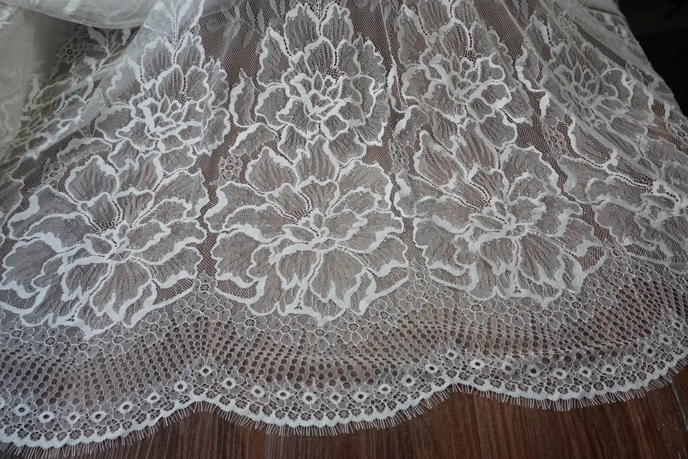 Большие цветочные ресницы chantilly lace длиной 3 метра! Новое поступление, кружевное свадебное кружевное платье для невесты, модный стиль