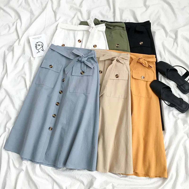 Женская однобортная юбка миди с завышенной талией пуговицами и цветочным