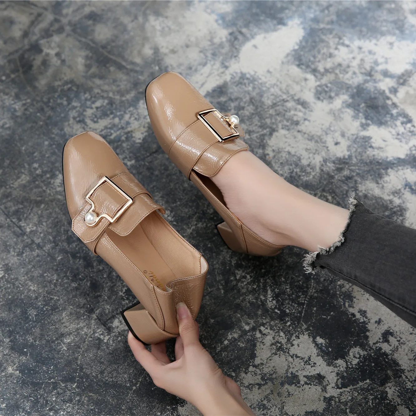 

Small Size Small Leather Shoes Thick Heel 31 32 33 Square Toe Square Buckle Women's Single Shoes Large Size 41 42 43