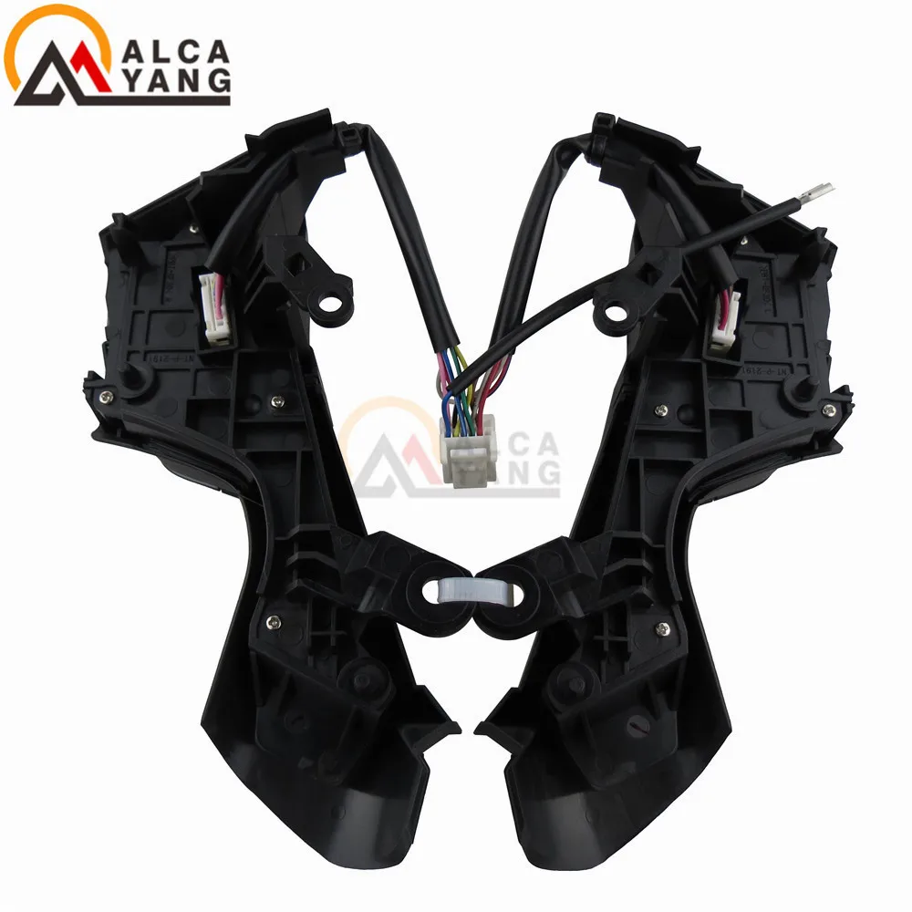 Черные кнопки управления на руль с кнопками для автостайлинга Toyota Land Cruiser Prado |