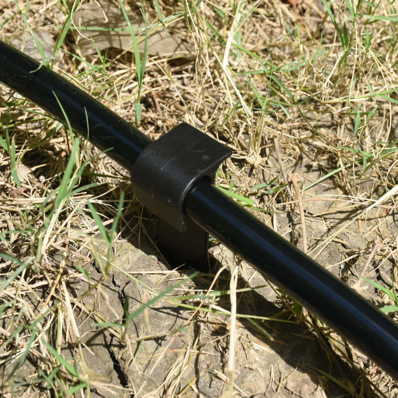 KESLA 50 шт 16 мм 20 держатели для труб C-type Groud 1/2 3/4 PE капельного орошения садовые водные
