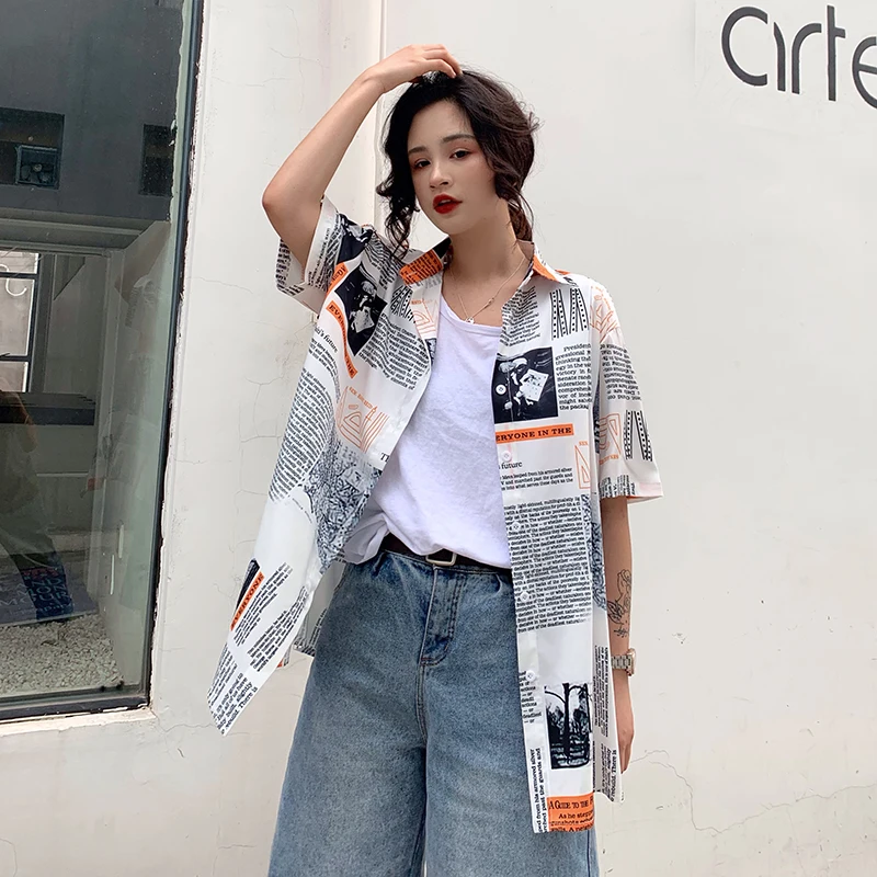 Женская винтажная рубашка Ulzzang свободная с принтом в виде газет японском стиле