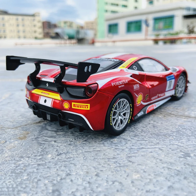 Модель автомобиля Bburago Ferrari 488 2017 модель детского бойфренда подарок из