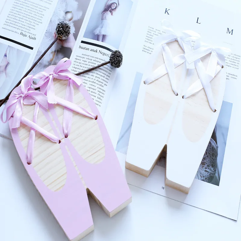 

INS Nordic Wooden Ballet Shoes Ornaments Children's Room Decorations Baby Kids Toys Nursery Wall Decor Photo Props Girls Gifts