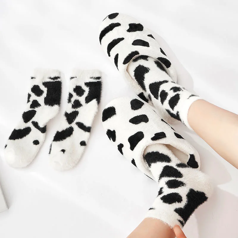Забавные милые носки из коровьей кожи для женщин зимние теплые мягкие пушистые