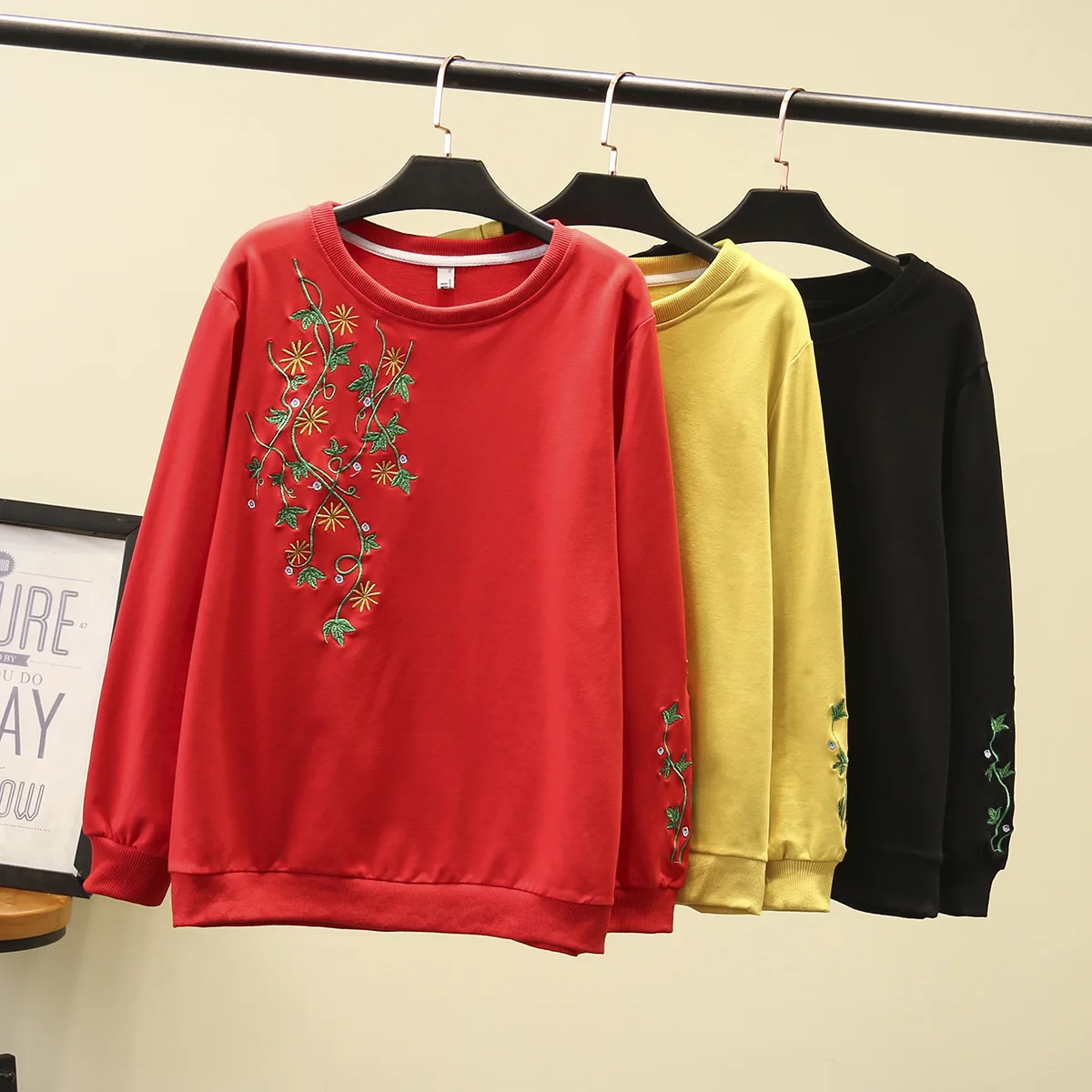 Женская толстовка с длинным рукавом весна 2020 пуловер большого размера вышивкой