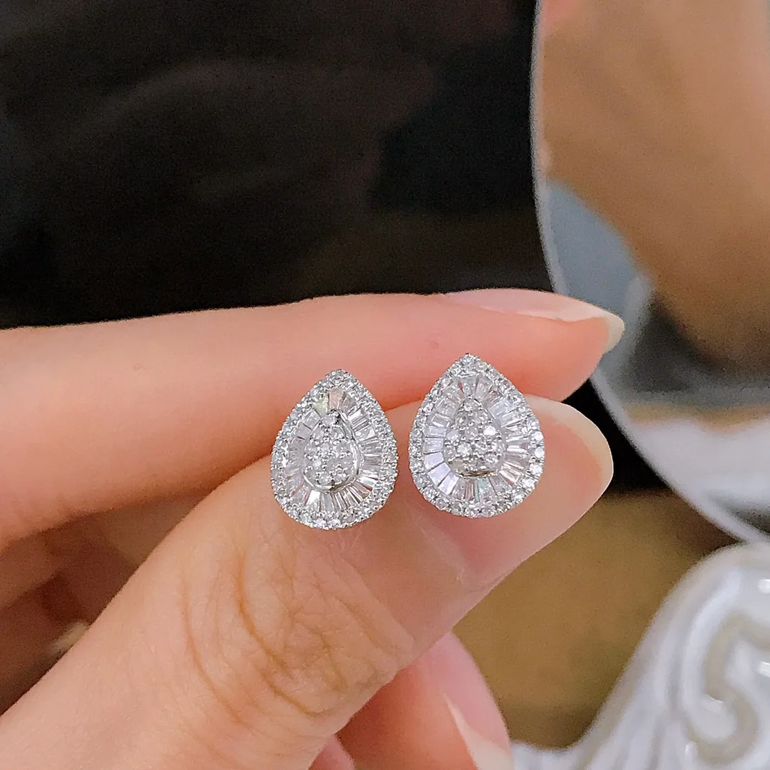

18K Gold Solid White Real Gold Jewelry (AU750) Women Water Droplets Diamond Earring Certified Real Natural Diamond Fashion Lady