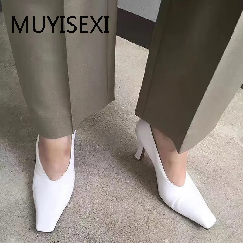 Туфли-лодочки женские из натуральной кожи с квадратным носком на каблуке 7 см