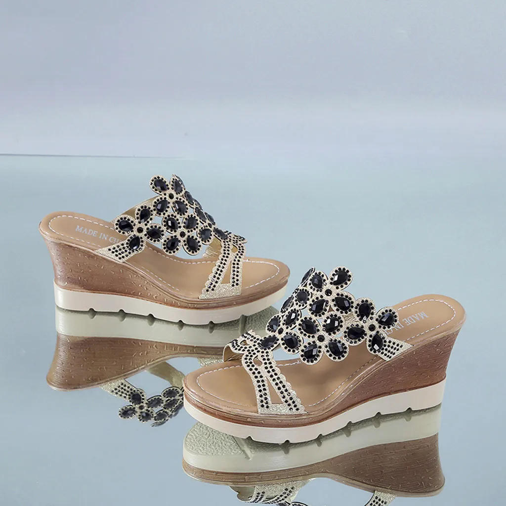 

Wedges Shoes Women Peep Toe Breathable Beach Shoes Summer Sexy Sandals Rhinestone Slip-On Ladies Wedges Shoes