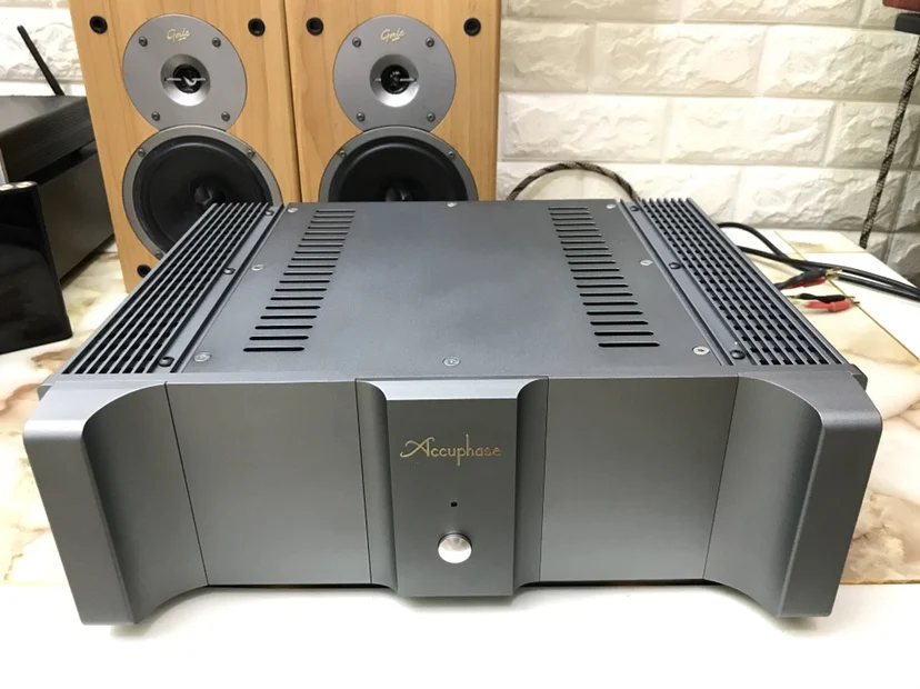 База на японском усилителе мощности Accuphase/усилитель пост-уровня/20 Вт × 2/