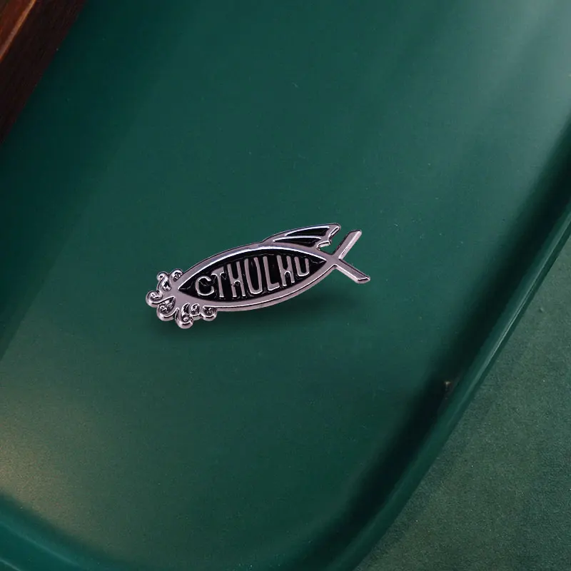 Эмалированная брошь Cthulhu в виде рыбы с пародией Кристиан митоса коллекция Lovecraft