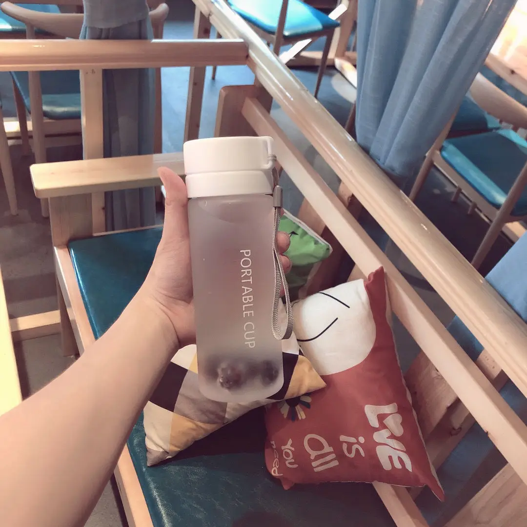 Пластиковые бутылки для воды 600/800 мл пластиковая чашка дорожная портативная