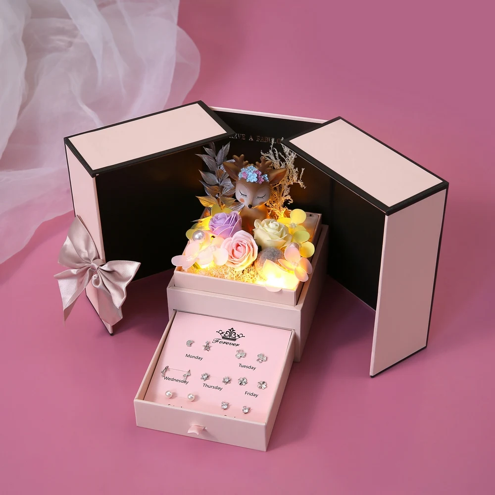 Eternal Flower Gift Box Forest Fawn Creative Simulation Floaral Art Carnation Soap LED Night Light Hardcover | Дом и сад