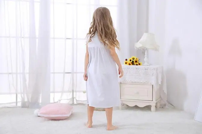 Летняя белая кружевная ночная рубашка без рукавов для девочек хлопковая