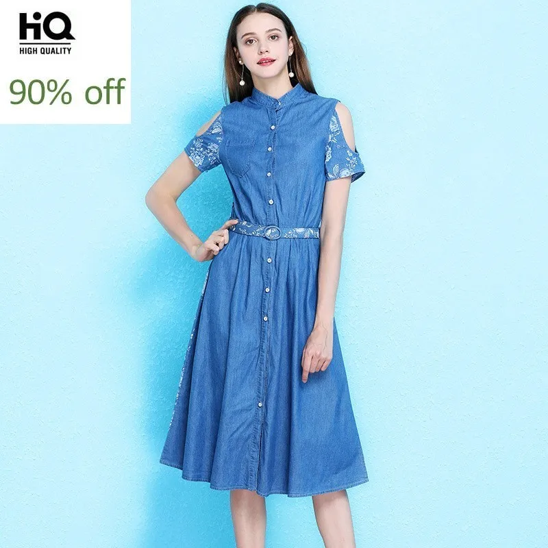 Милое джинсовое платье с коротким рукавом и открытыми плечами женское