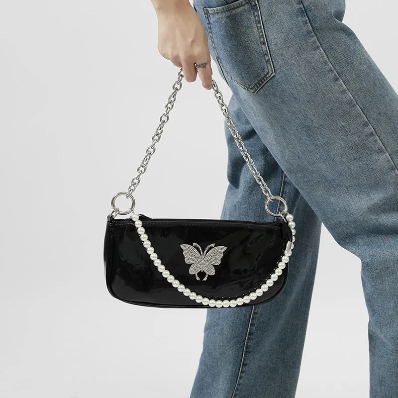 

Butterfly Pattern Patent Leather Ladies Armpit Bag Vintage Design Pearl Chain Women Baguette Bag Girl Small Fashion Clutch Purse