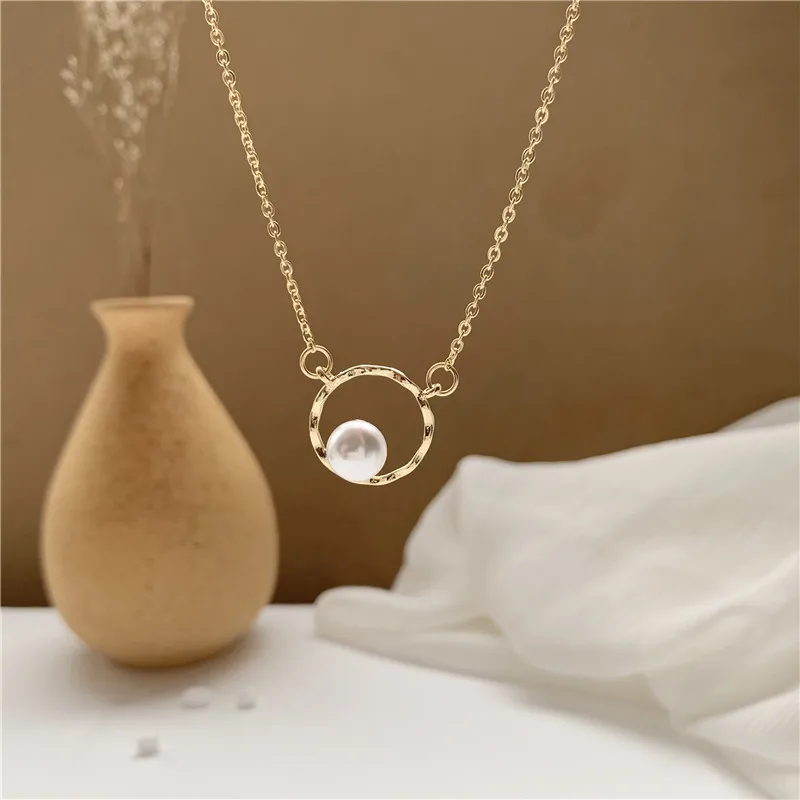 Ожерелье с жемчугом женское Геометрическая цепочка контрастной завязкой в стиле