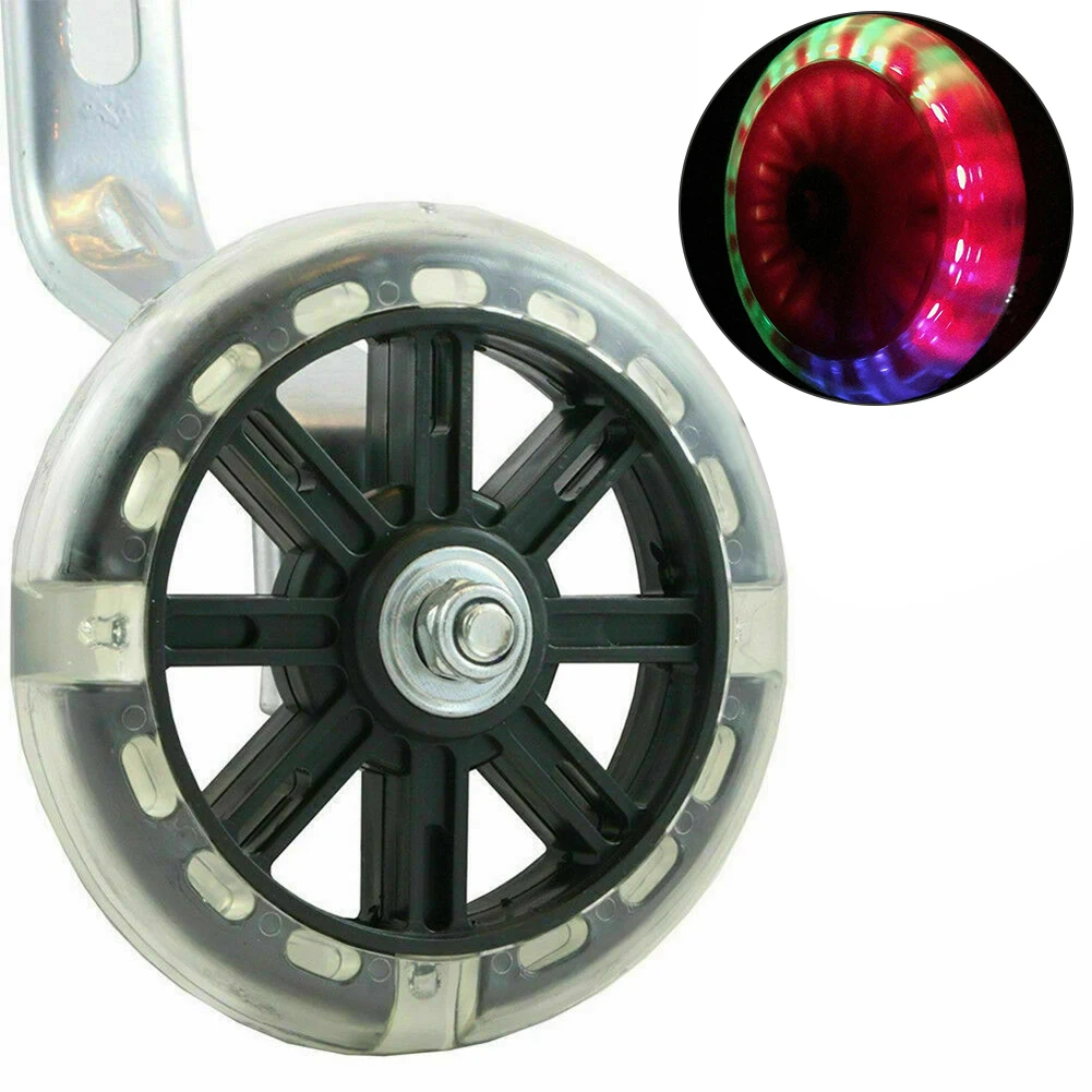 Русский перевод: 1 пара многоколорных LED-светов для детей, дополнительные аксессуары для баланса на велосипеде с тренировочными колесами, безопасные стабилизаторы для использования на открытом воздухе, универсальные.