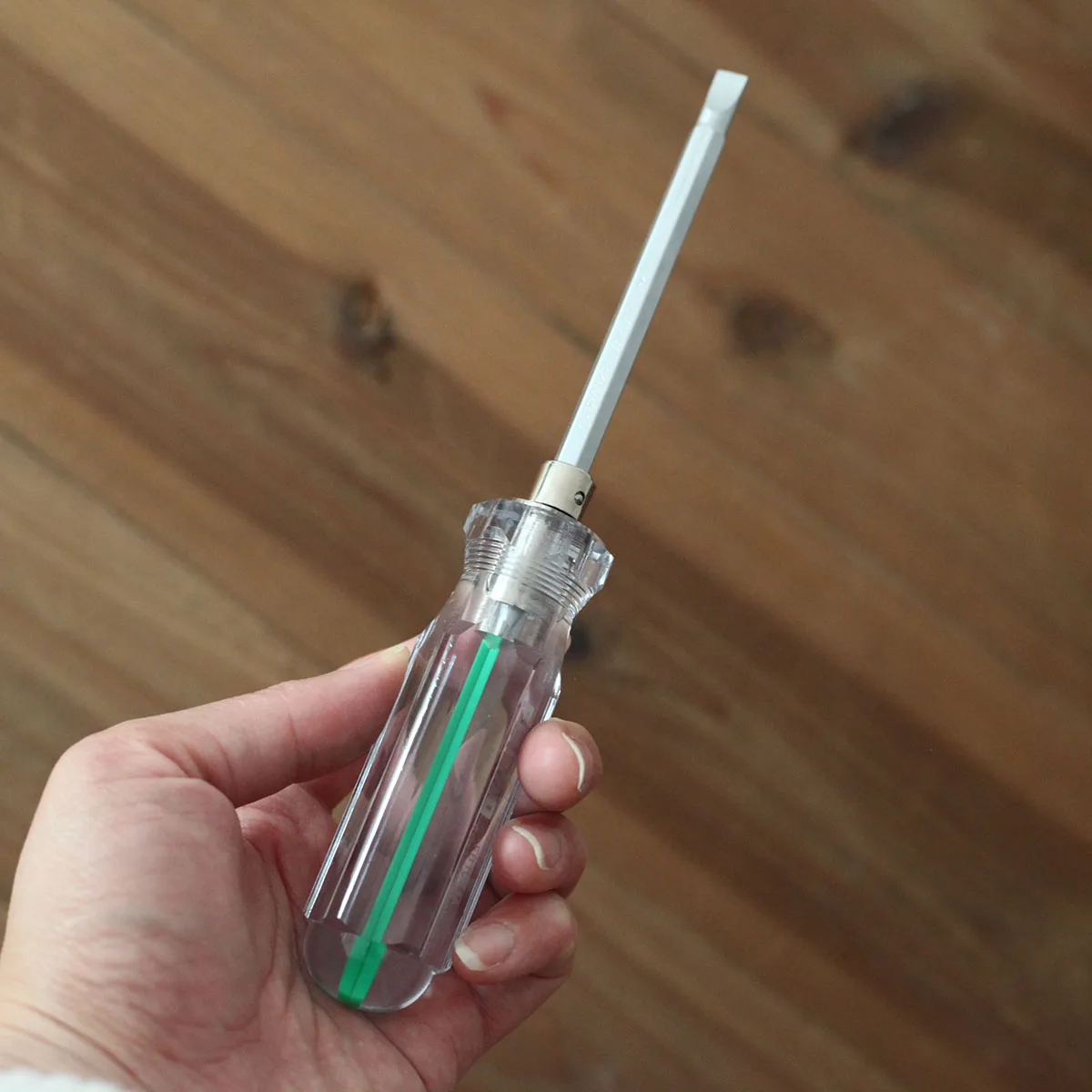 Отвертка с двойной головкой и магнитным крестом 6 мм