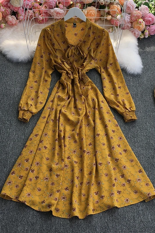 

2021 New Summer Women Vintage V-Neck long sleeve Dress lace up bow high waist pleated waist floral mid-length A-line Dress