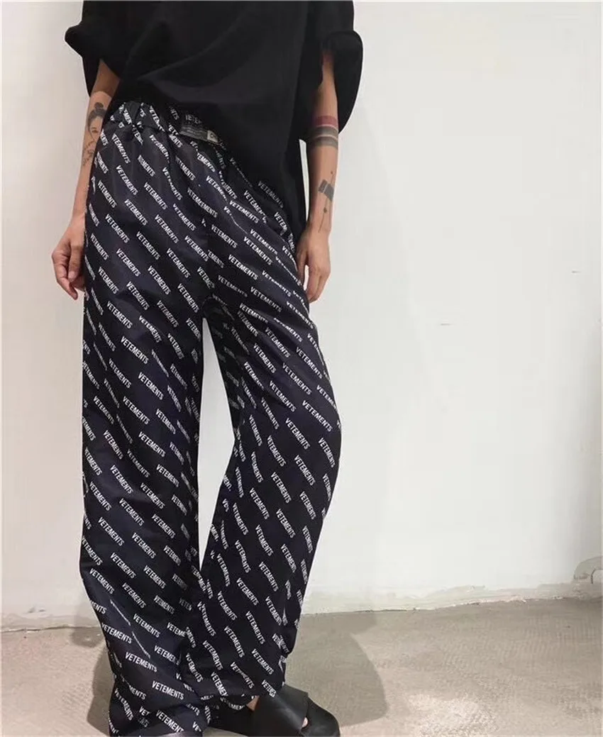 

Vetements Full Casual Pants Women Men Vetements Straight Pants Fabric VTM Trousers Sweatpants