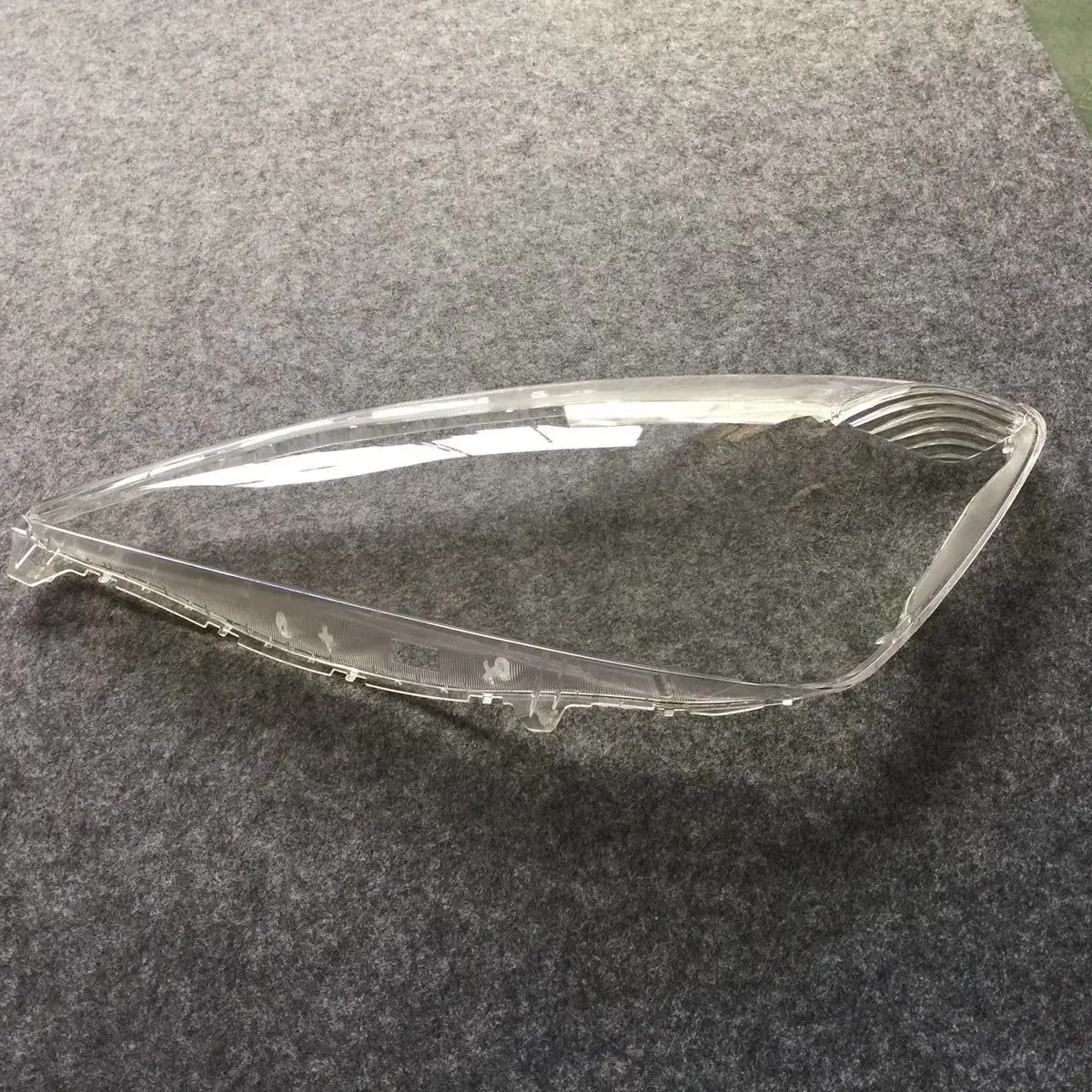 

Suitable for Honda's new Fit hatchback front head lampshade Headlight shell 08 09 10 11 Fit lampshade