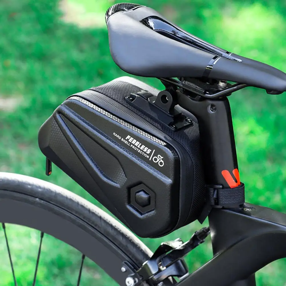 

2.6L Practical Road Bike Bag Easily Clean Black Bike Bag Waterproof Bicycle Under Seat Bag for Bike Road Bike Bag