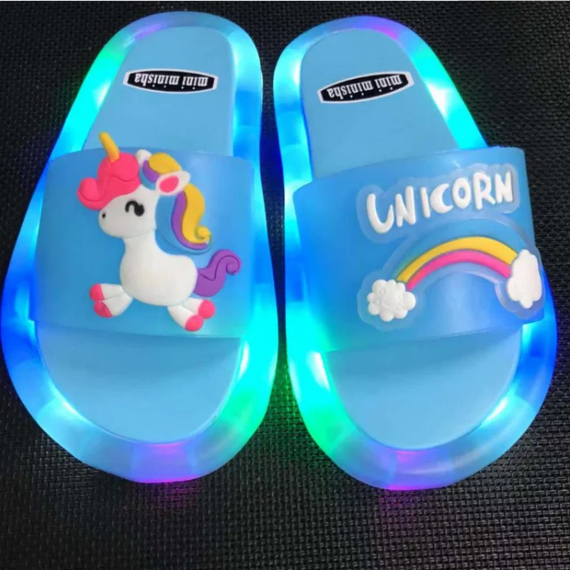 

2021 Girl Slippers Children Kids Slippers Baby Bathroom Sandals Kids Shoes for Girl Boys Light Up Shoes Toddler