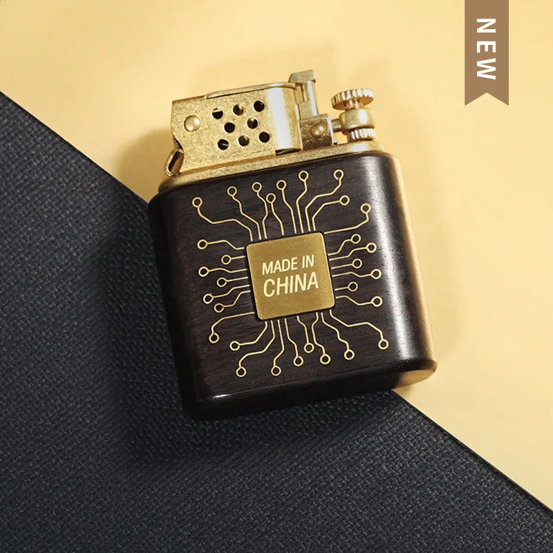 

Galaxy lighter/mechanical retro sandalwood wood kerosene machine