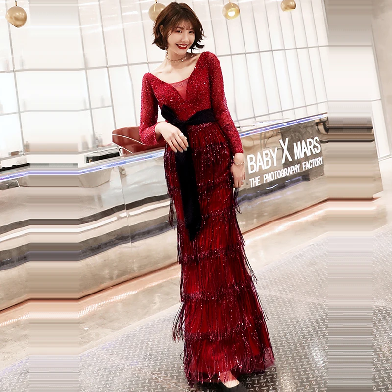 Женское вечернее платье с длинным рукавом V-образным вырезом и открытой спиной |