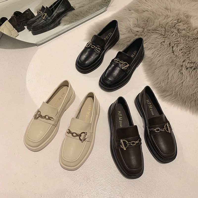 

MIYEDA Classical Women Black Leather Shoes Slip-On PU Round Toe Spring Summer EVA Metal Crystal Decoration Female Flat Shoes