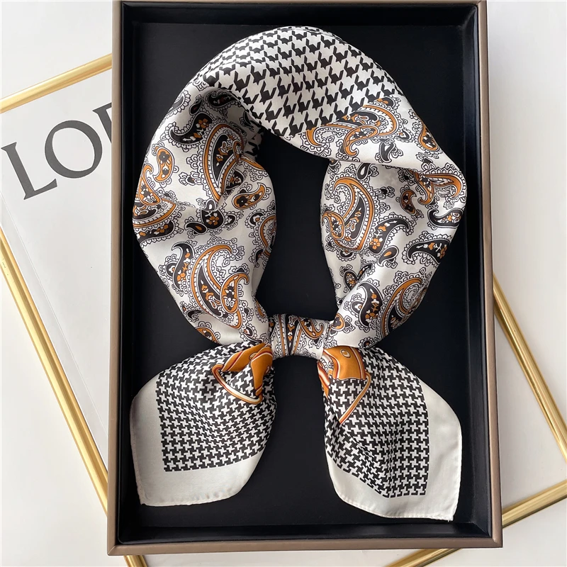 

Новинка платок Шелковый Атласный квадратный шарф Женская повязка для волос с принтом женский платок Бандана шаль Хиджаб Echarpe 2021