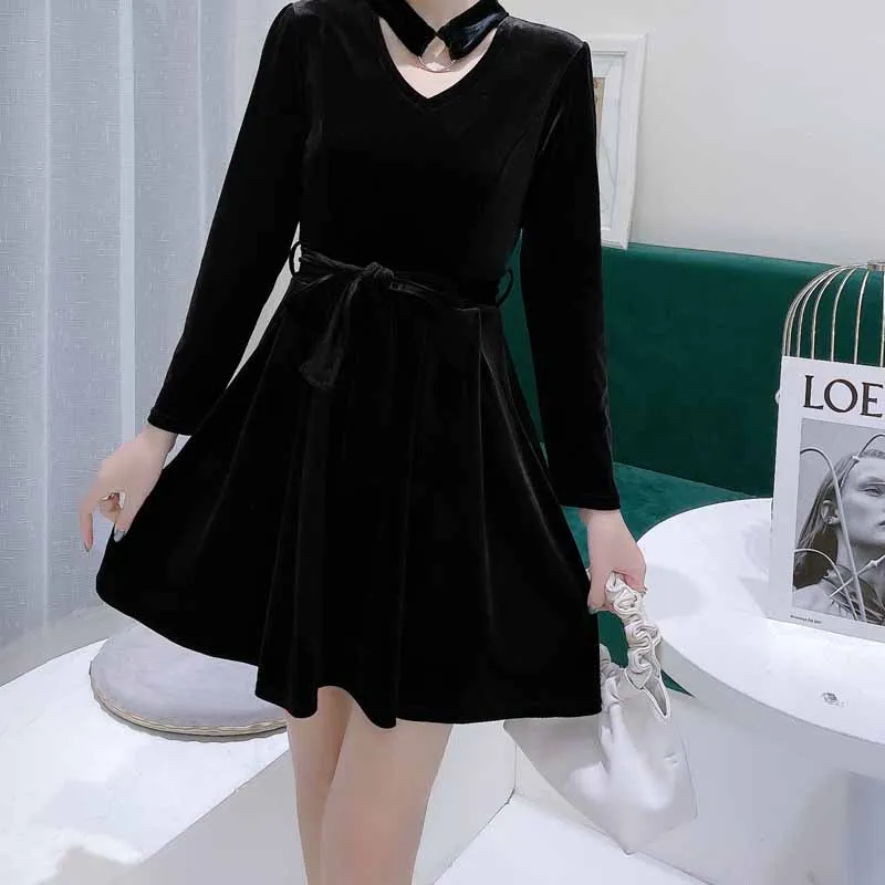 

Fall Winter Long Sleeved Elegant Belt Vintage V- Neck Pullover Woman Dress Red Wine Color Christmas Party Clothing