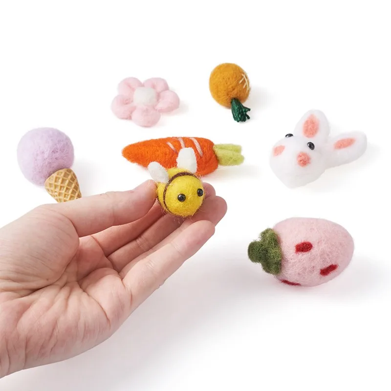 

14pcs/set Mixed Shapes Wool Felt Craft Decoration DIY Craft Decoration