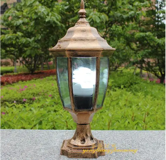 Antique brass landscape vintage classical outdoor IP65 bronze fencing bollard pillar light garden waterproof lamp