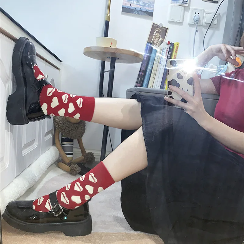 

Love Socks Autumn and Winter Korean Style Ladies Loose Socks Cotton Middle Tube Strawberry Cow Socks