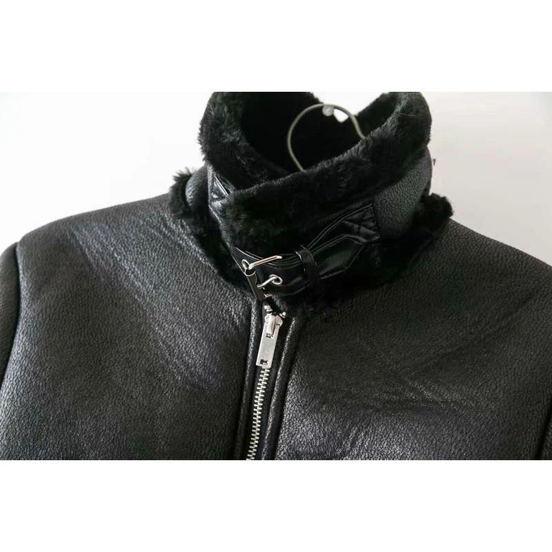 

Europe Women Short Faux Leather Jaclets With Fur Collar Thick Plus Velvet Coats Warm Long Sleeve Zipper Outerwear Moto&Biker